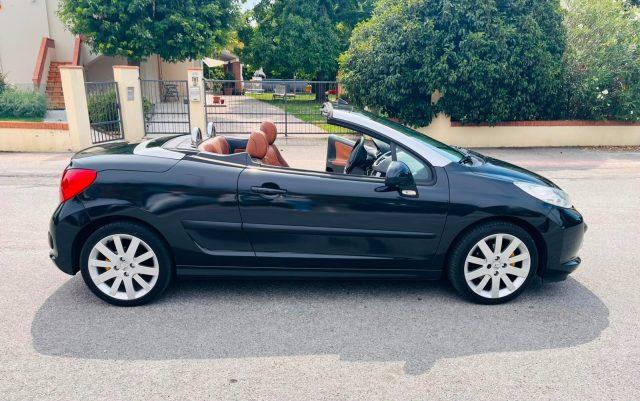 PEUGEOT 207 1.6 VTi 120CV CC Féline