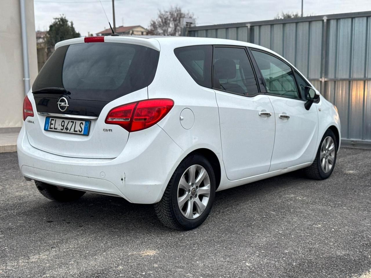 Opel Meriva 1.7 CDTI 110CV b-color Cosmo