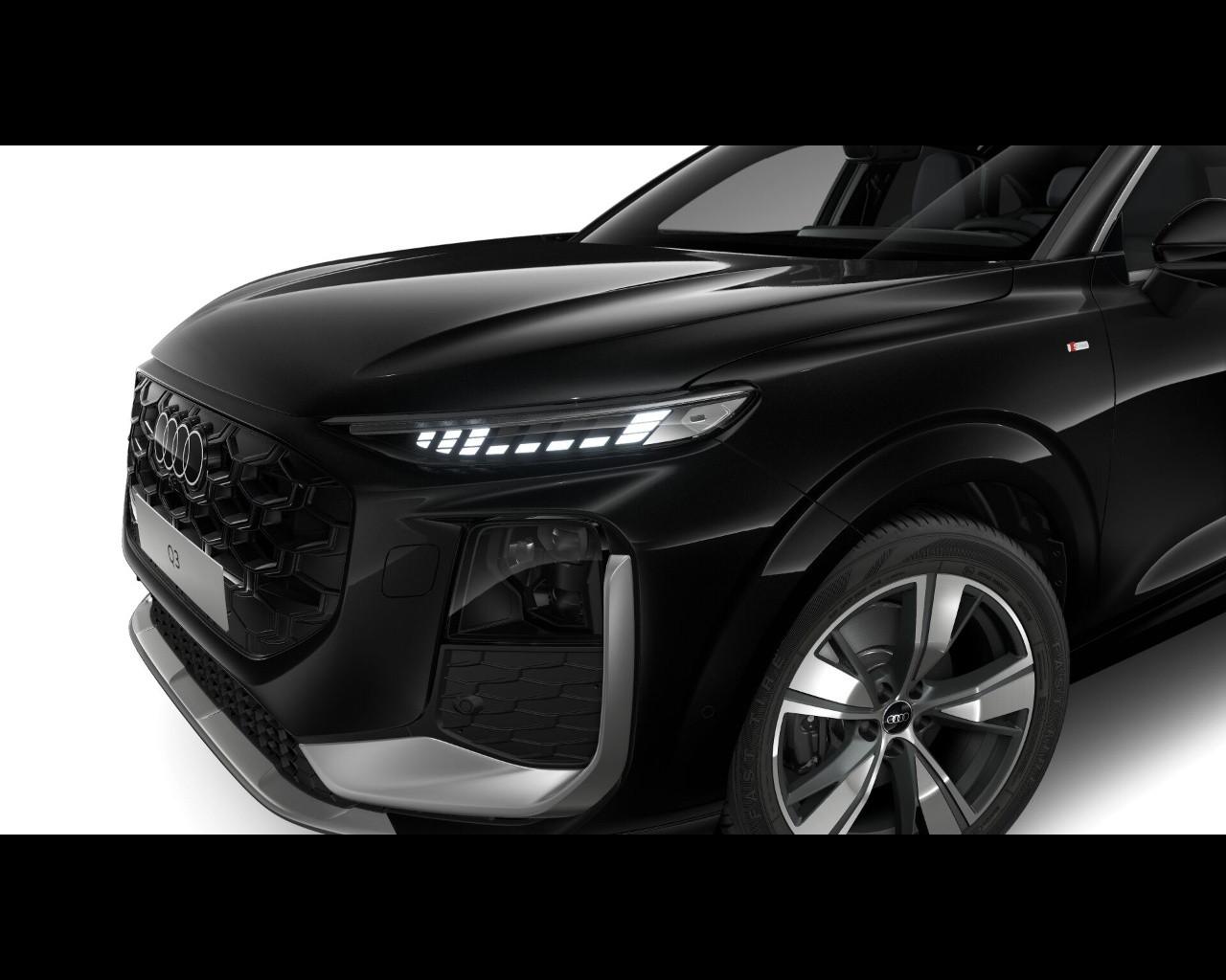 AUDI Audi Q3 Sportback Business TFSI quattro 150 kW S tronic