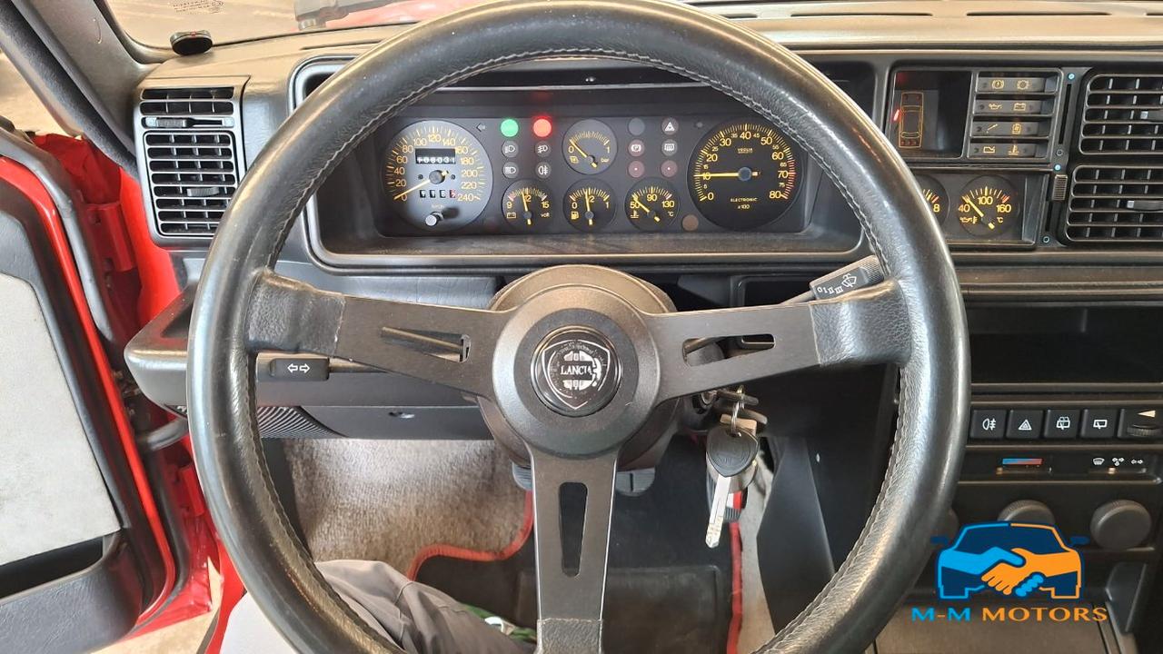 Lancia Delta 5 Porte Delta 1.6 Turbo HF RST