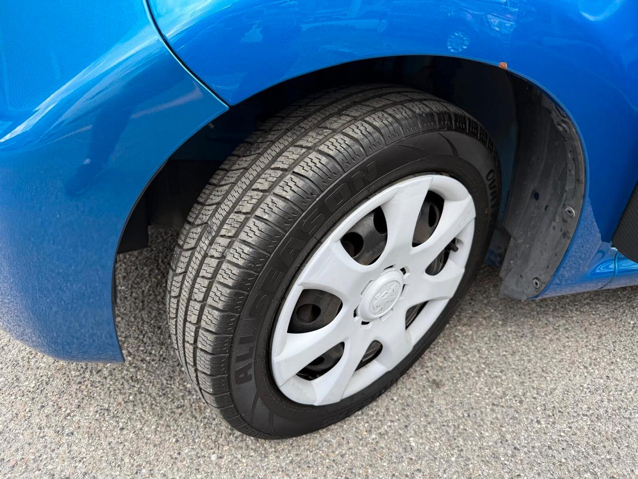 Peugeot 107 1.0 68CV 3p. Desir OK NEOPATENTATI