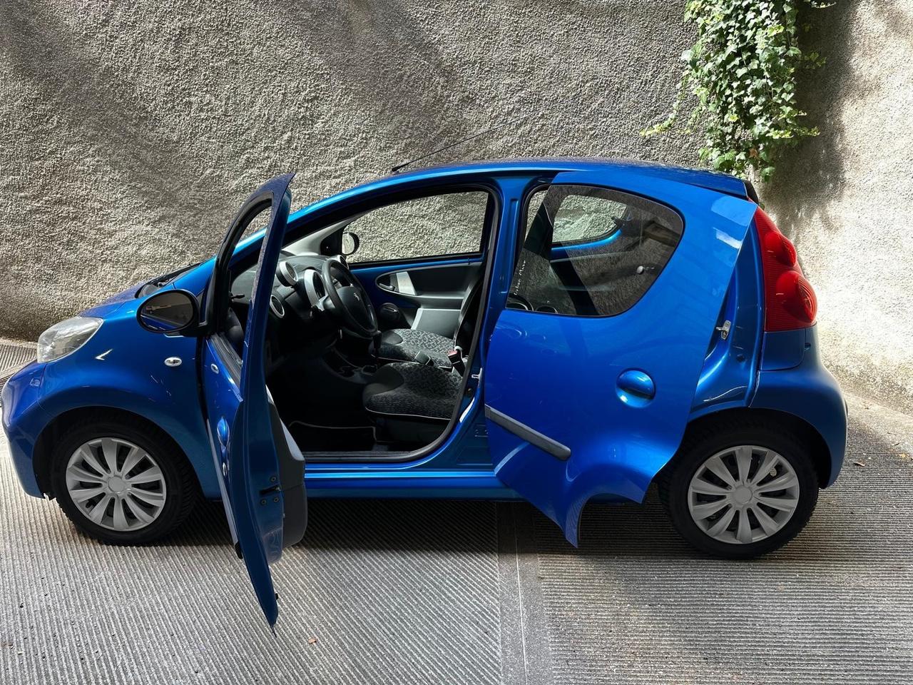 Peugeot 107 1.0 68CV 5p. Active