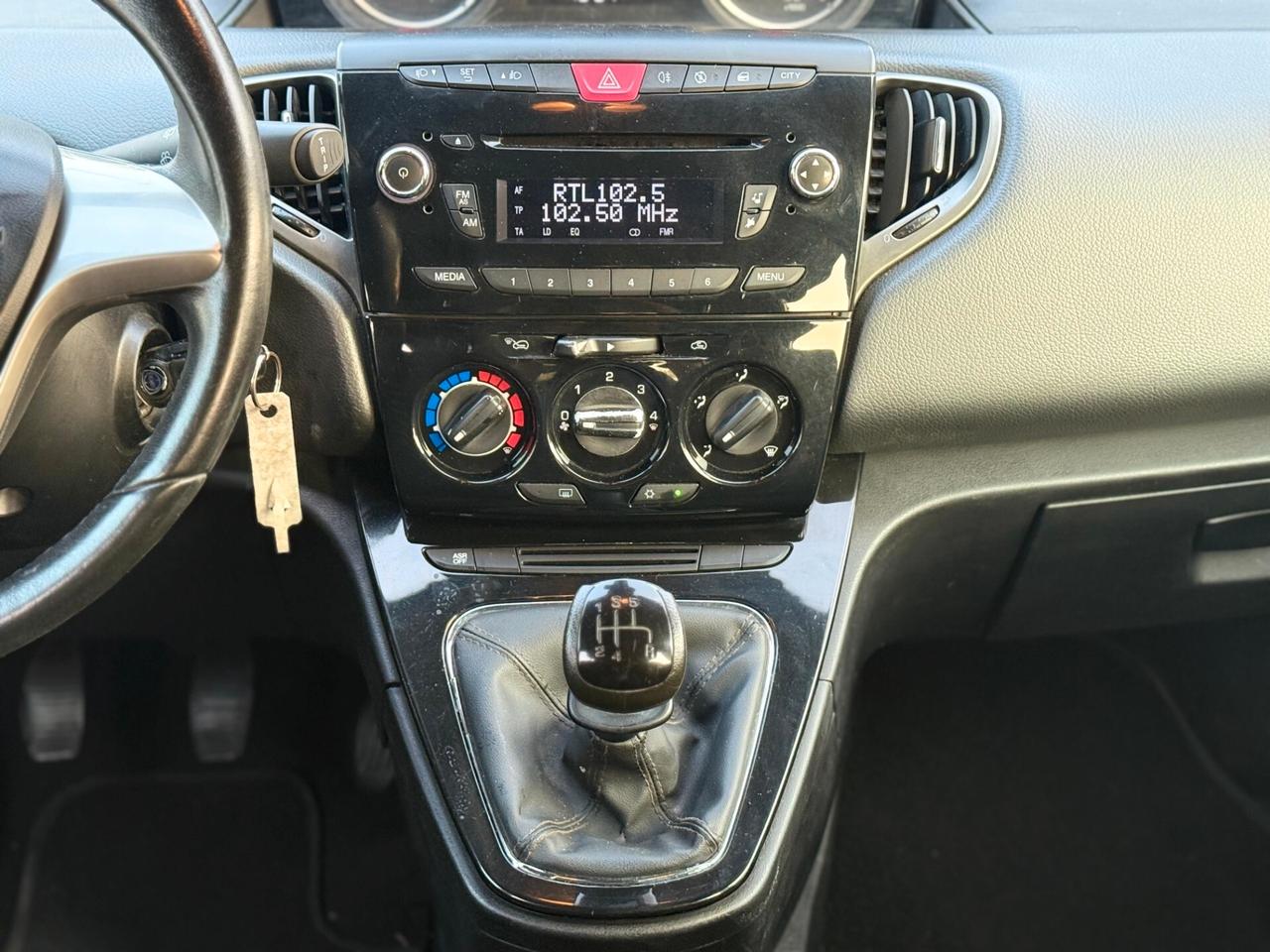 Lancia Ypsilon 1.2 Ecochic GPL Silver