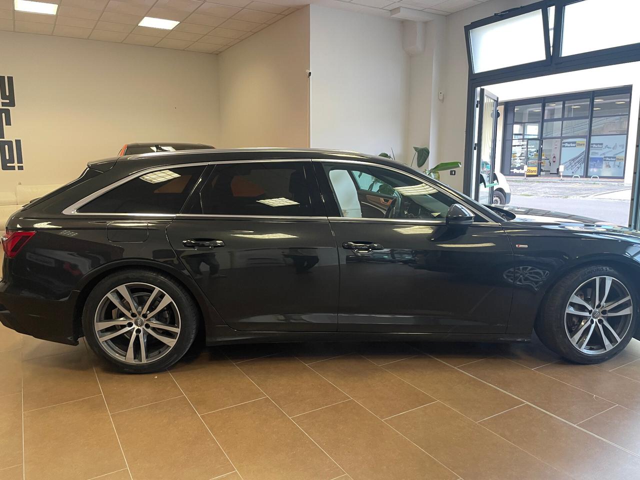 Audi A6 Avant 40 2.0 TDI S -Line