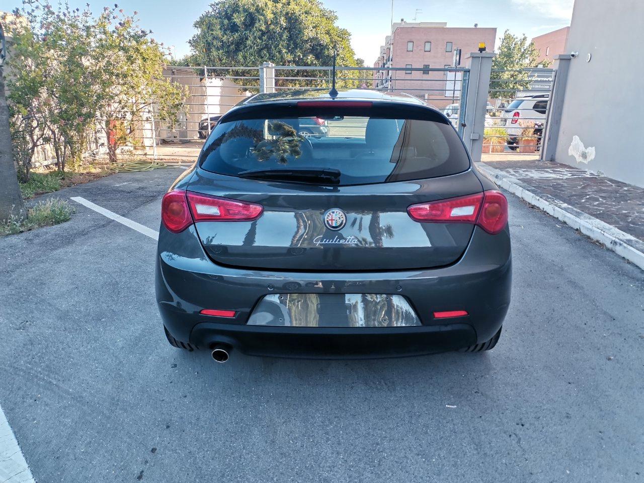 Alfa Romeo Giulietta 1.6 jtdm(2) Distinctive