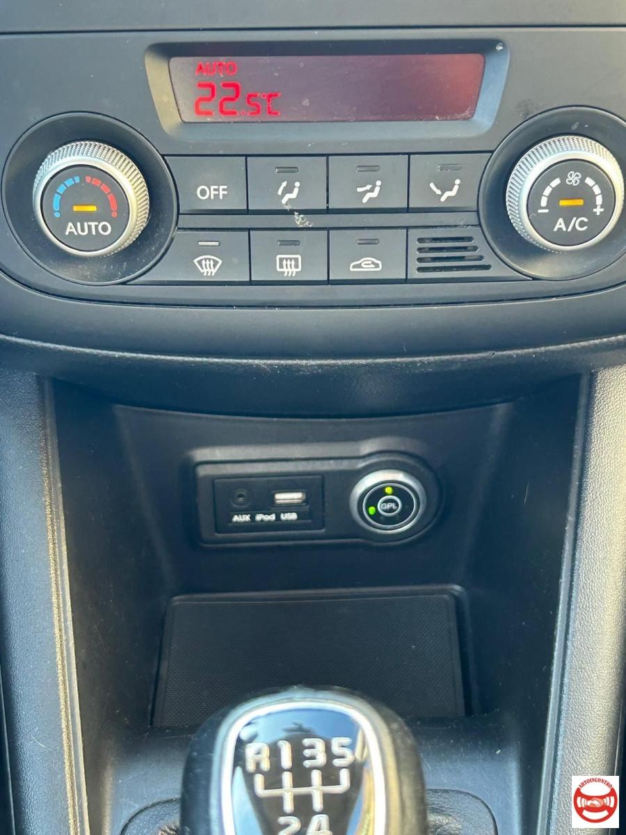KIA - Venga 1.4 Cool eco Gpl E6