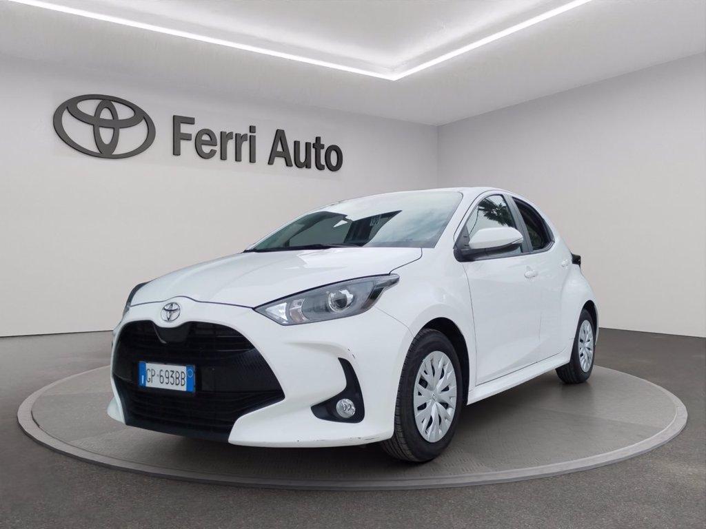 TOYOTA Yaris 1.0 active del 2023