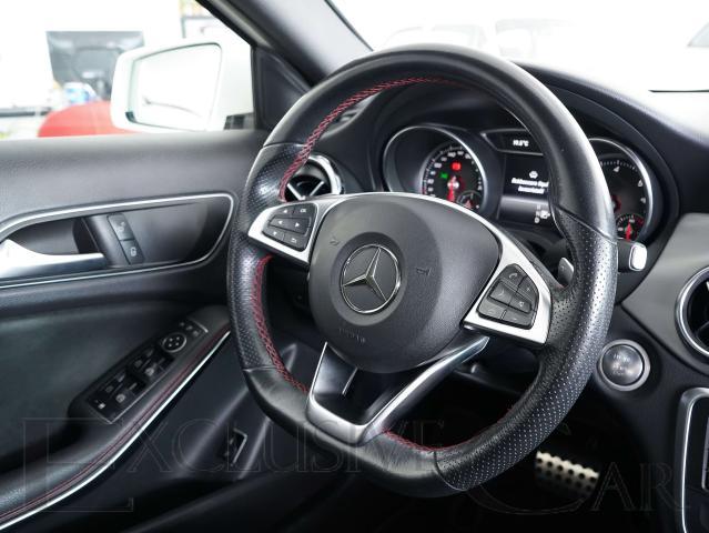Mercedes-Benz GLA 200 GLA 200 d Premium Plus auto