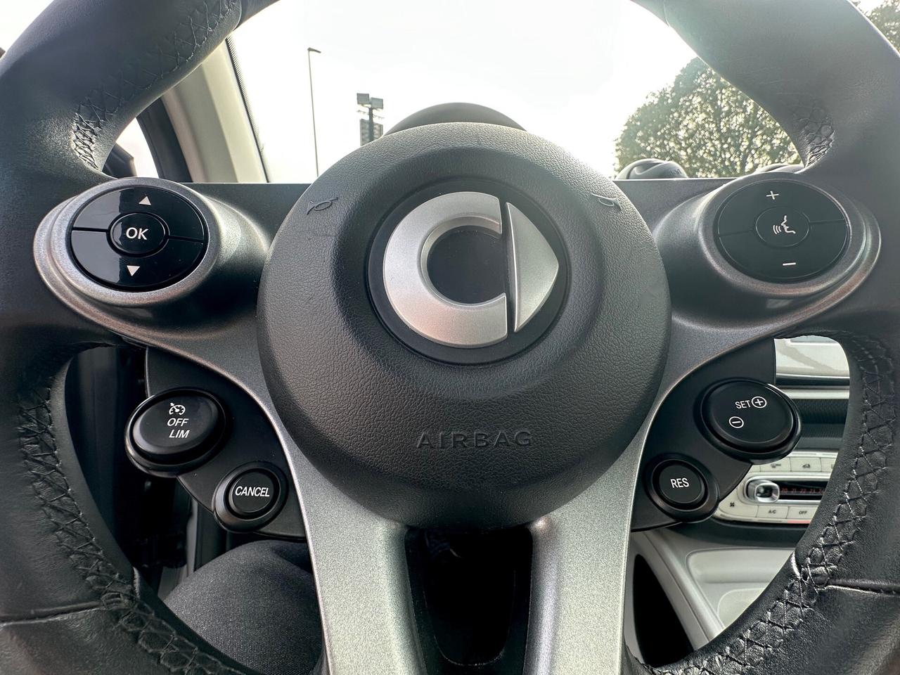 Smart ForTwo 70 1.0 twinamic Passion UFFICIALE MERCEDES PERMUTE GARANZIA