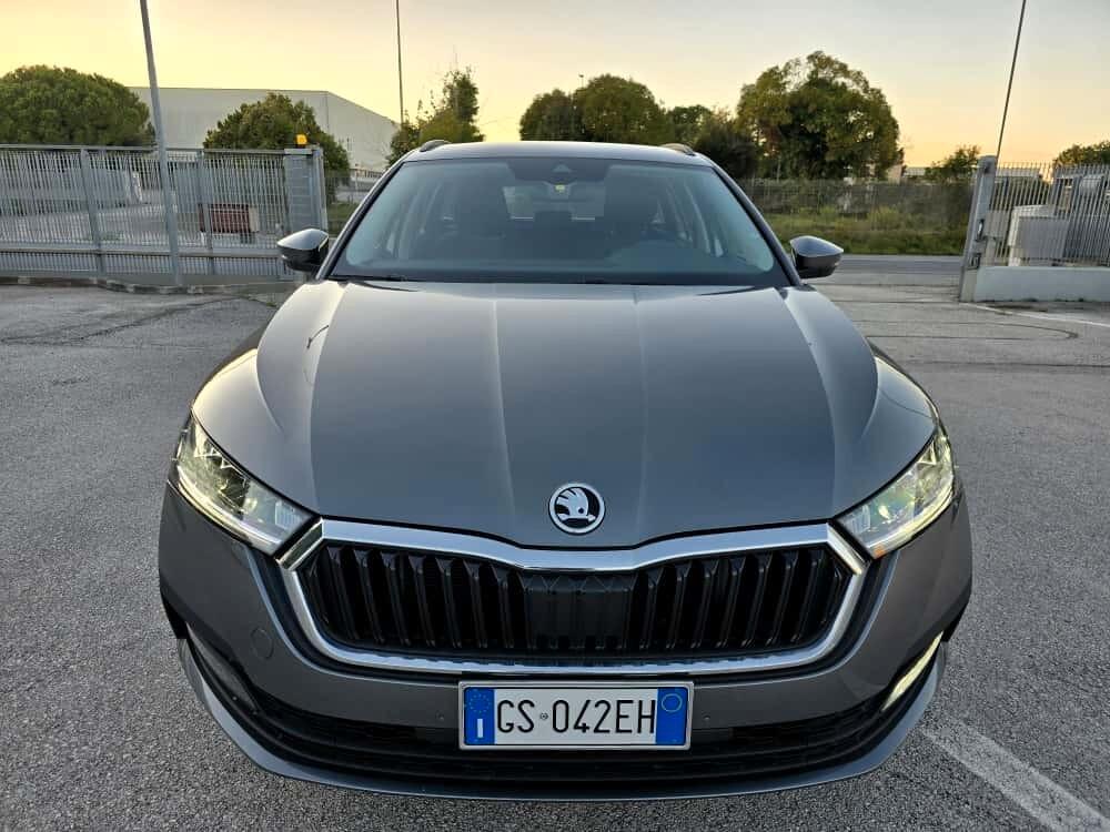 Skoda Octavia 2.0 TDI EVO SCR 150 CV DSG Wagon Executive
