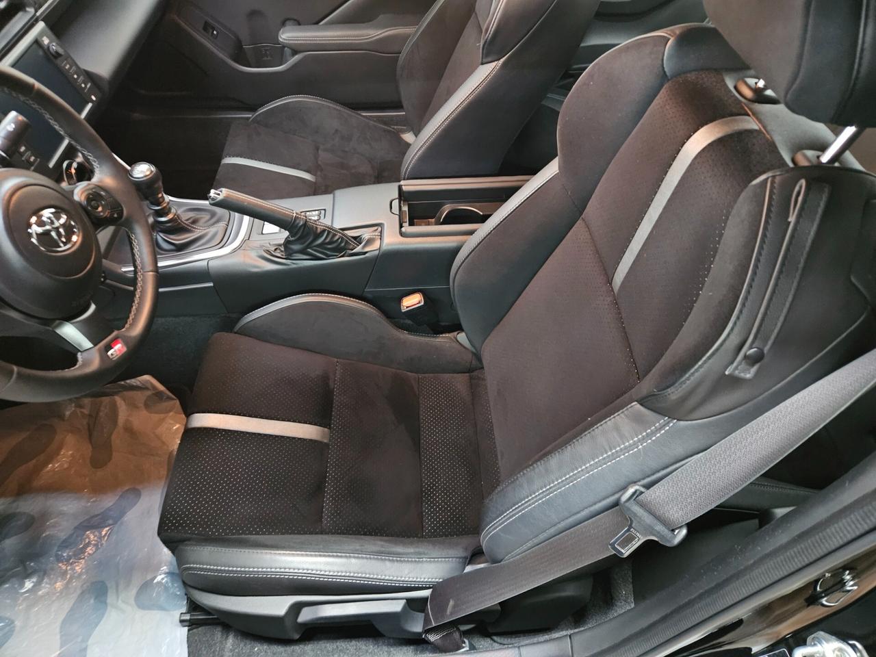 Toyota GR86 2.4 Premium Sport MT