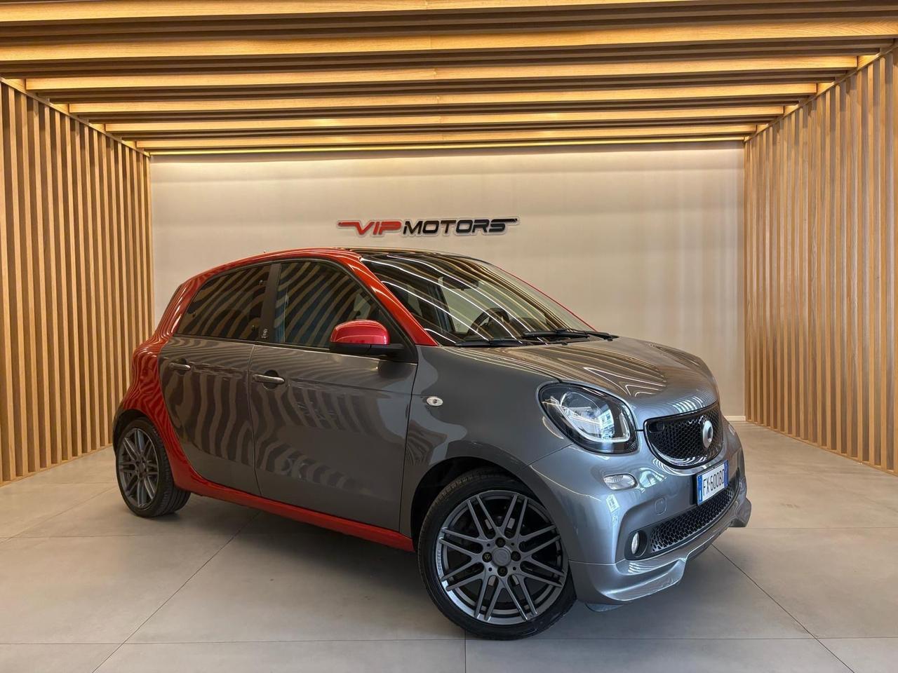 SMART FORFOUR 1.0 ALLESTIM BRABUS PELLE FULL UNICO PROPRIETARIO