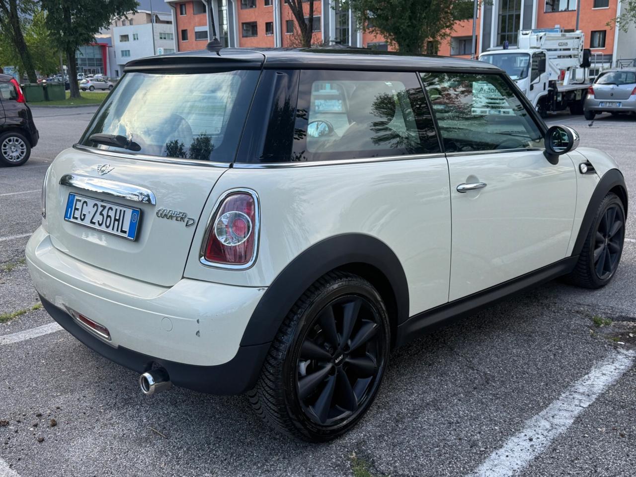 Mini 1.6 16V Cooper D unica proprietaria ok neopatentati