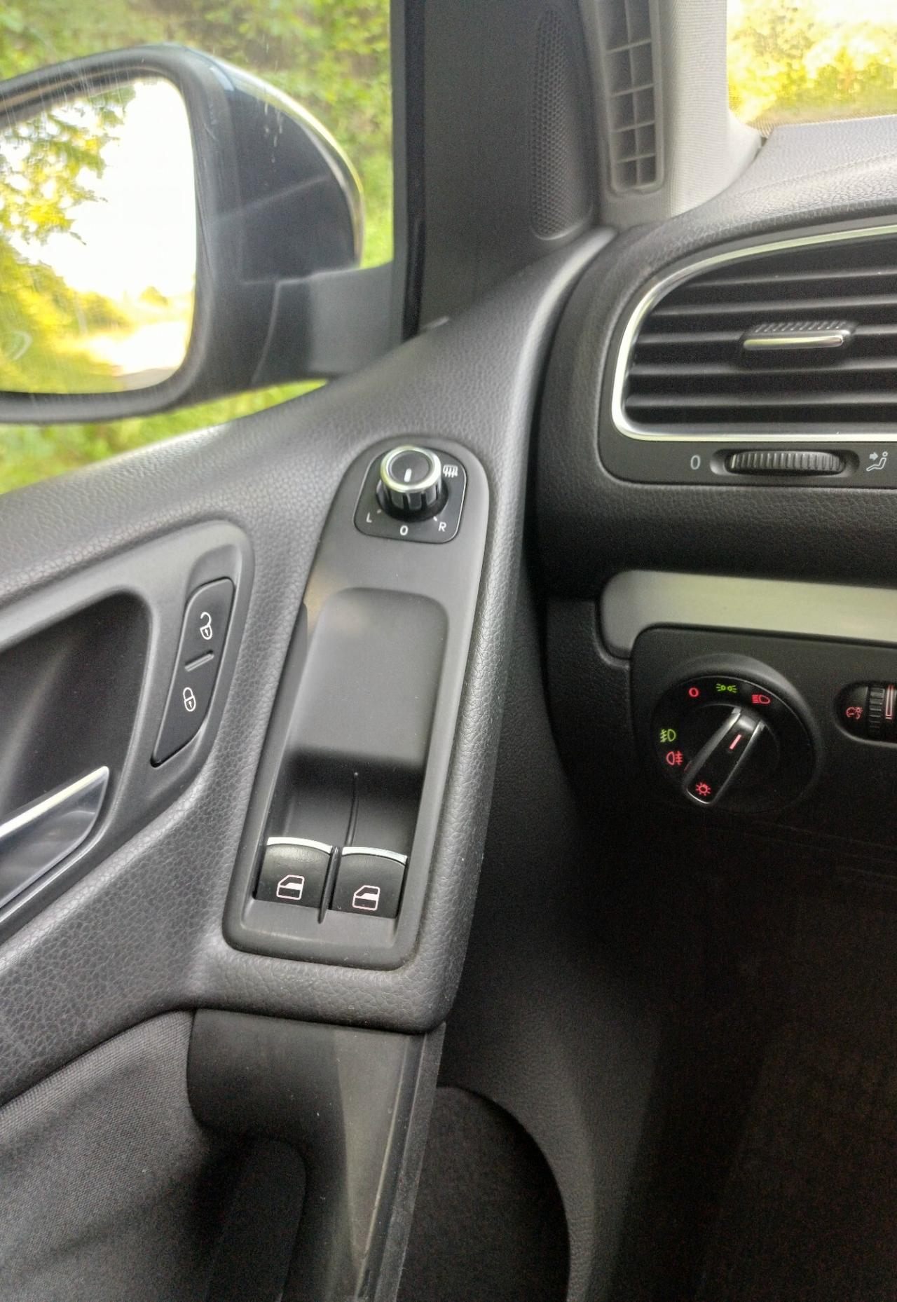 VOLKSWAGEN GOLF 6 2.0 TDI 140cv DSG COMFORT