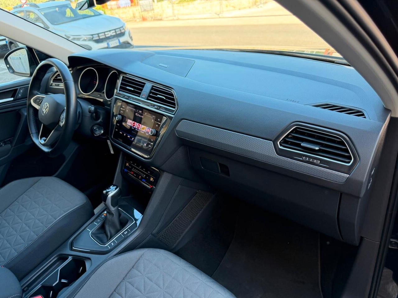 Volkswagen Tiguan CAMBIO AUTOMATICO 2.0 150CV 2023