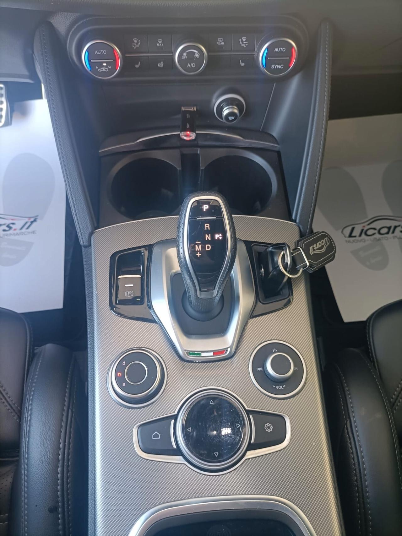 Alfa Romeo Stelvio 2.2 Turbodiesel 210 CV AT8 Q4 Veloce