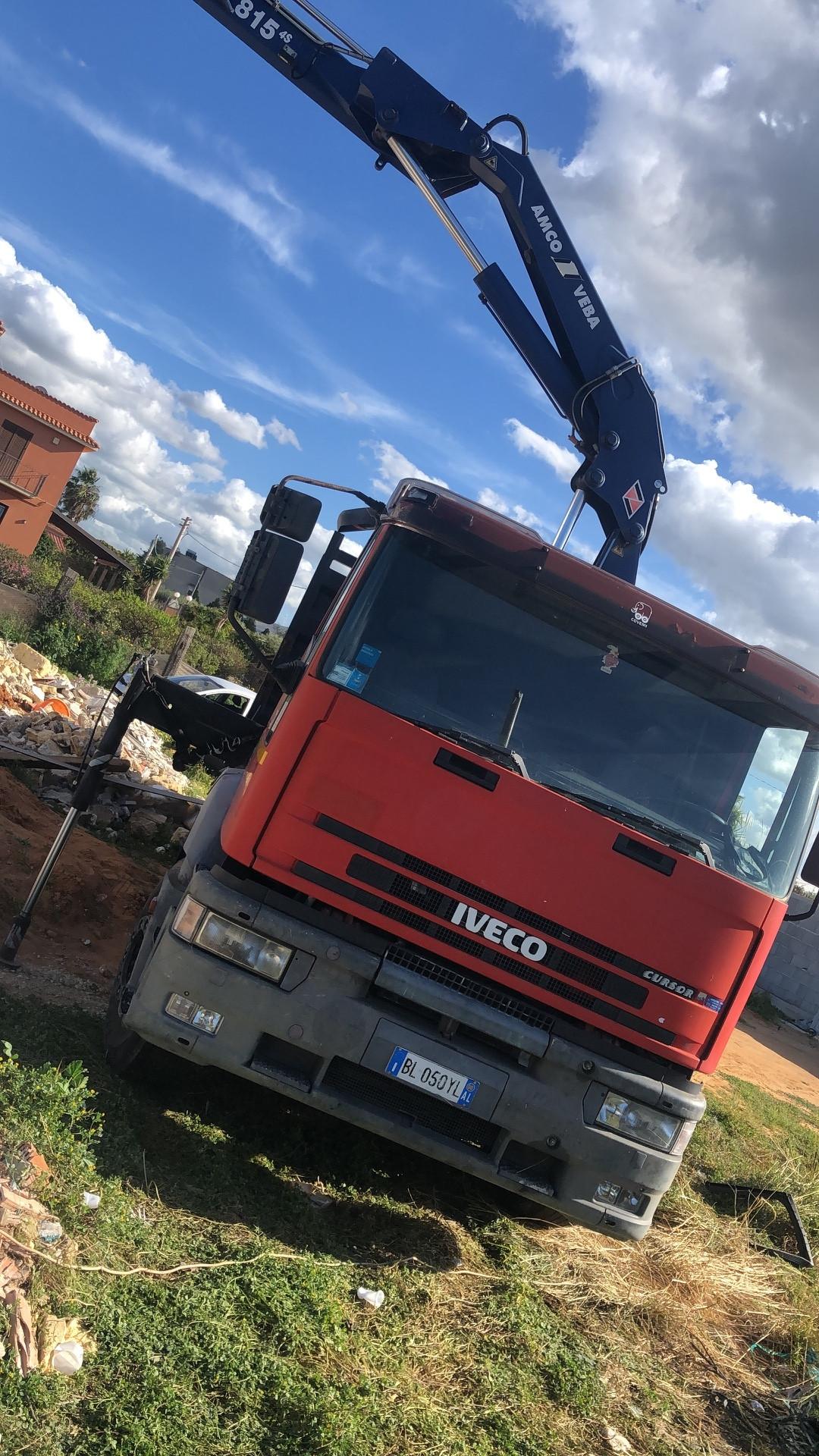 Iveco Eurotech Iveco 260e35 gru è ribaltabile 3 lati