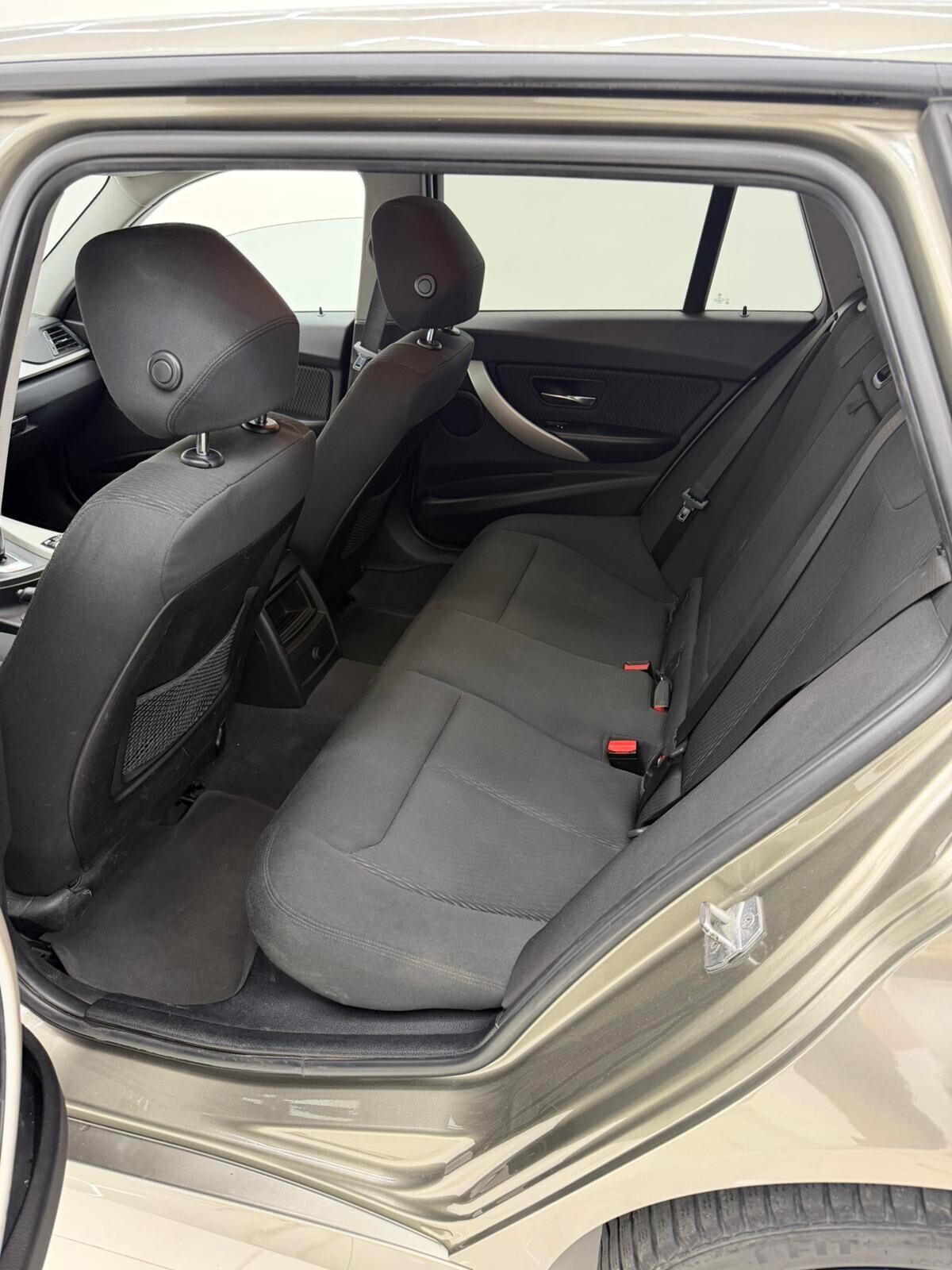 Bmw 318d Touring Business Advantage aut.