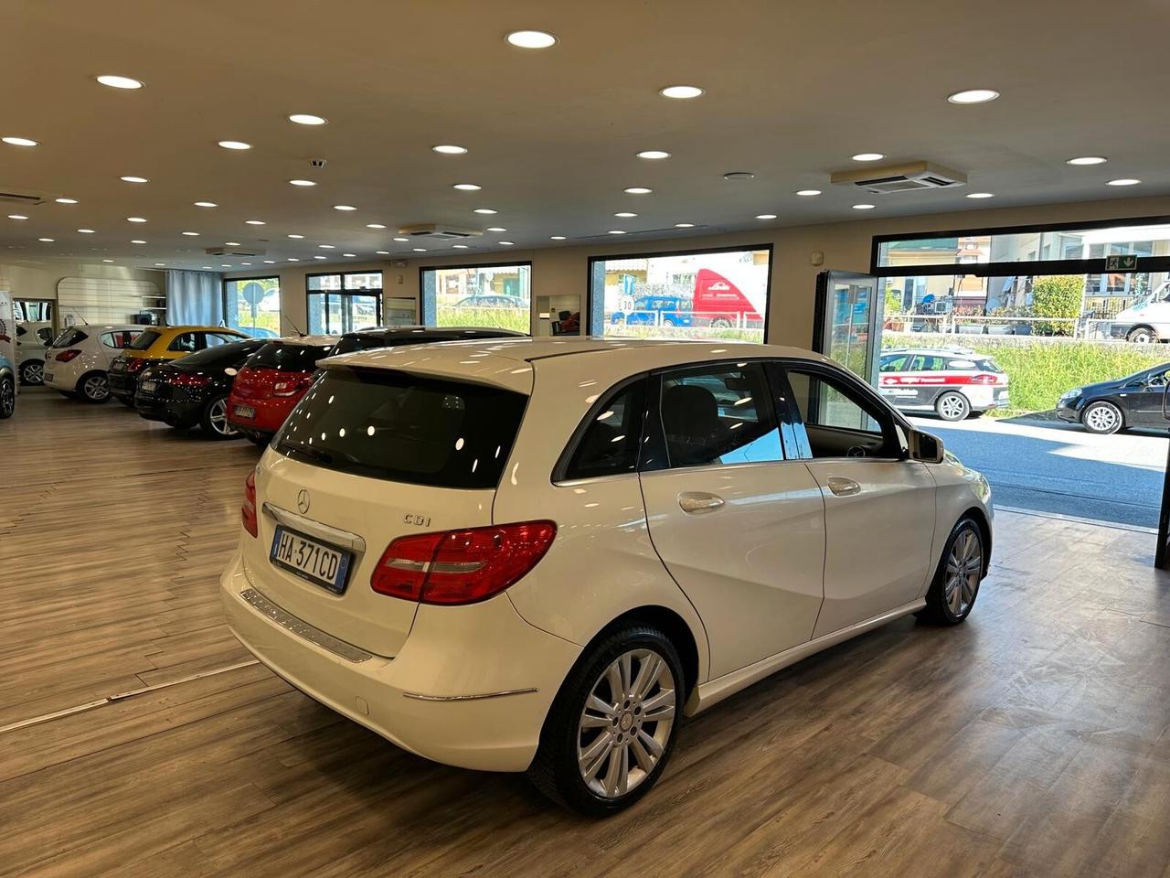 Mercedes-benz B 180 CDI BlueEFFICIENCY Executive