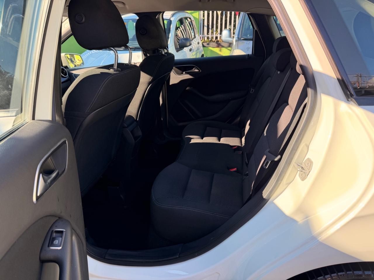 Mercedes-benz B 180 CDI Premium 2013 170.000 km