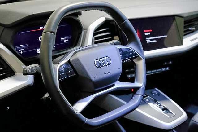 Audi Q4 e-tron SPB 40 Business Advanced