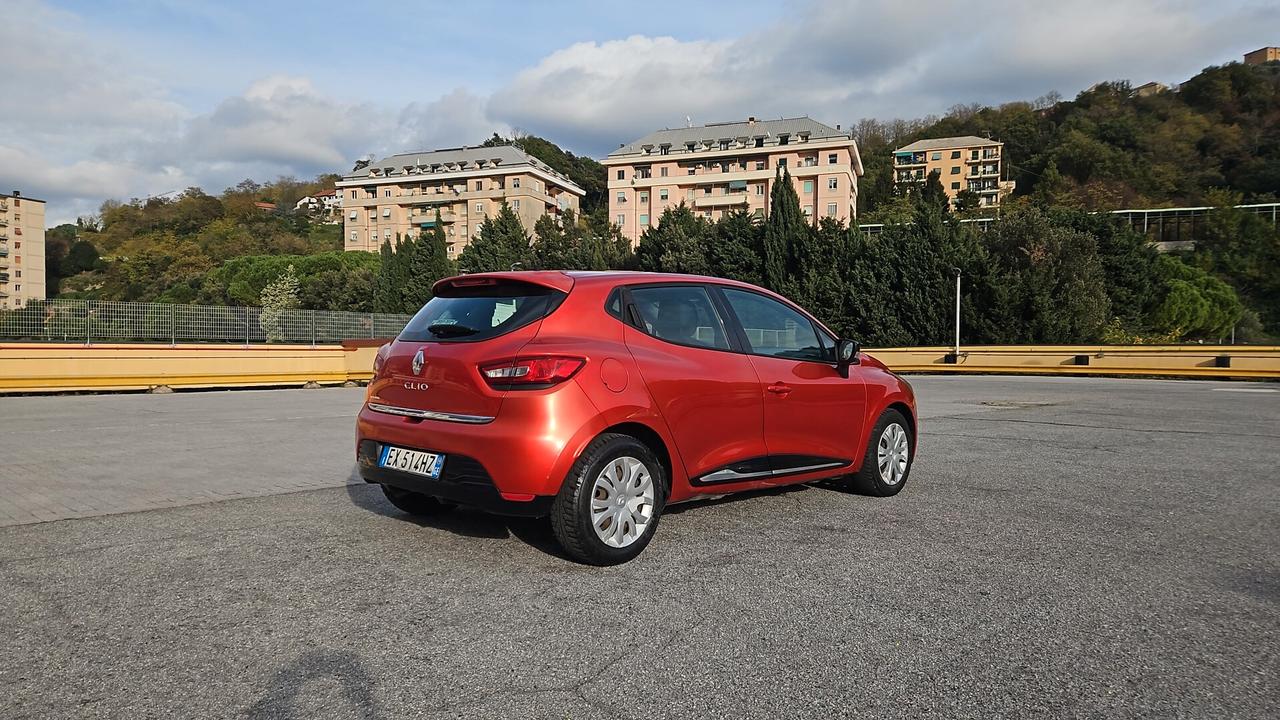 Renault Clio 1.2 75CV GPL 5 porte Costume National