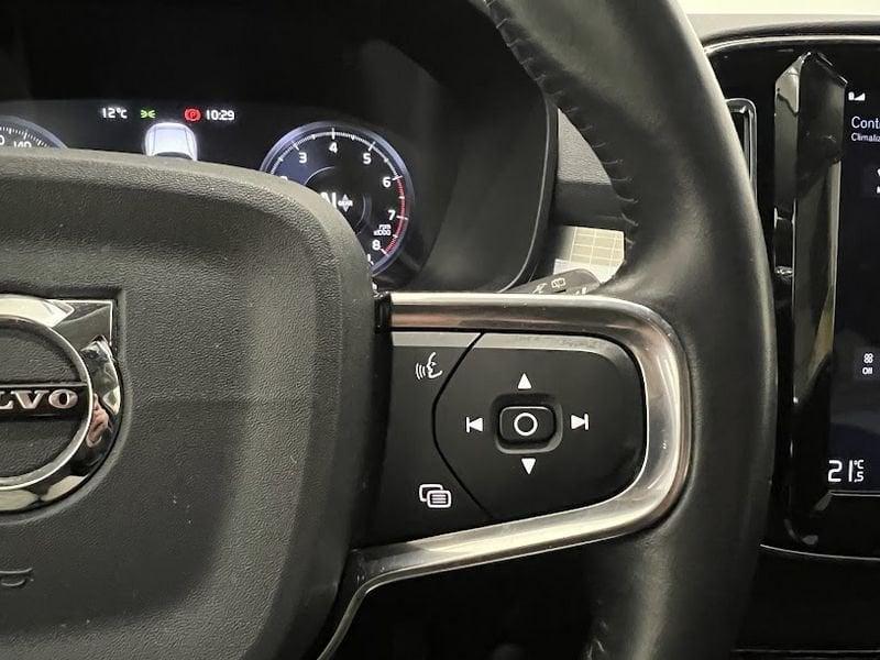 Volvo XC40 T2 Geartronic Momentum