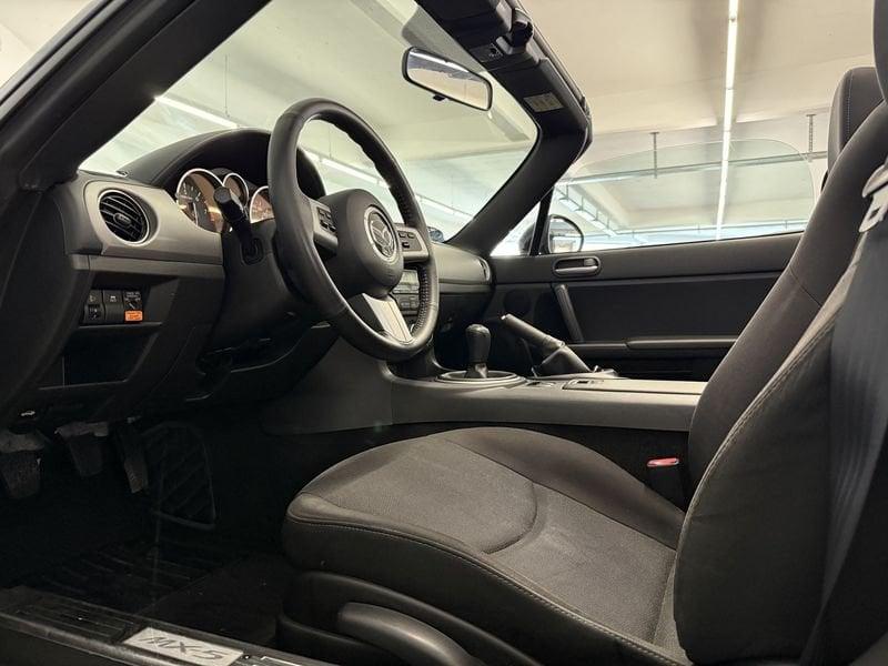 Mazda MX-5 MX-5 Roadster Coupé 1.8L Fire