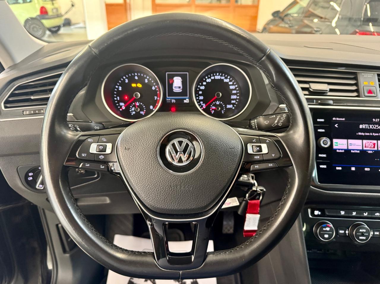 Volkswagen Tiguan R-Line - Sport - SOLO 70.000 KM