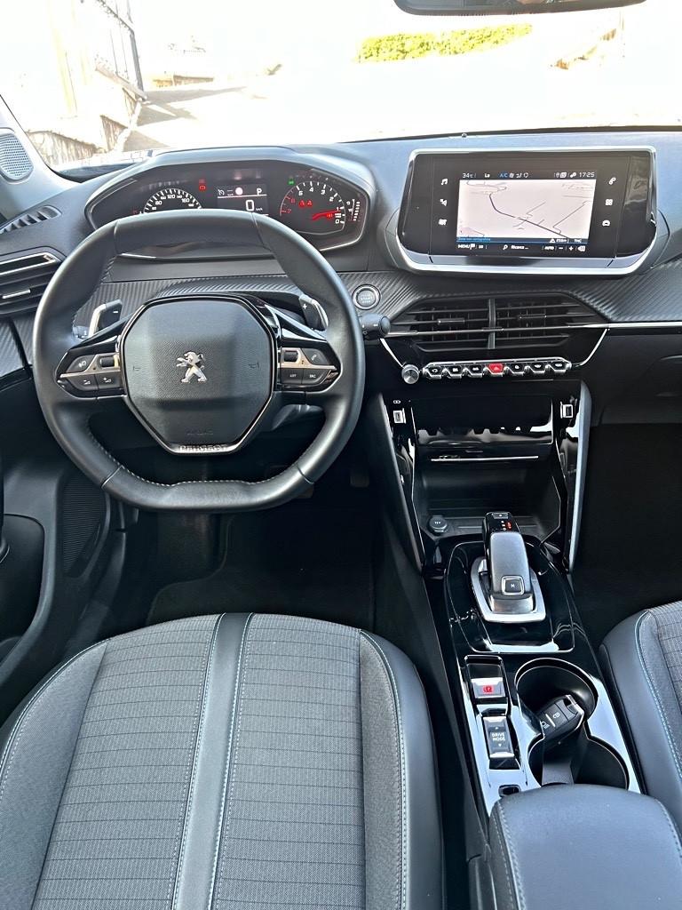 Peugeot 2008 1.5 BlueHDi 130 EAT8 Allure 2021
