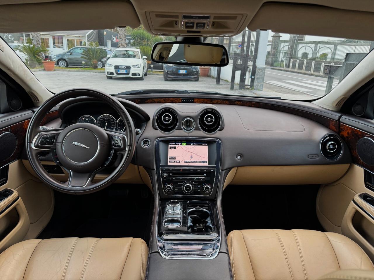 Jaguar XJ 3.0d V6 Portfolio 275CV TETTO