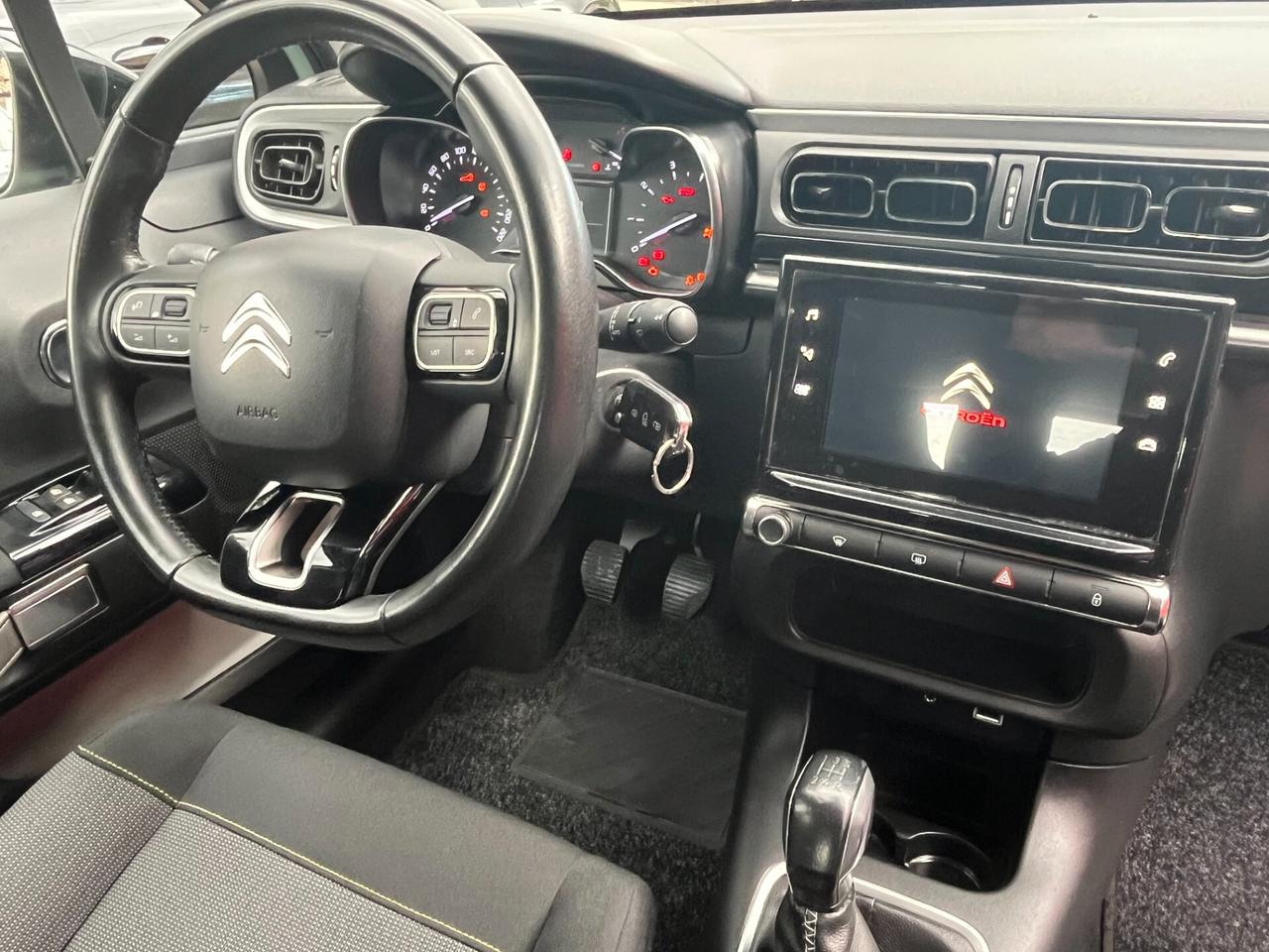 Citroen C3 PureTech 82 cv Shine