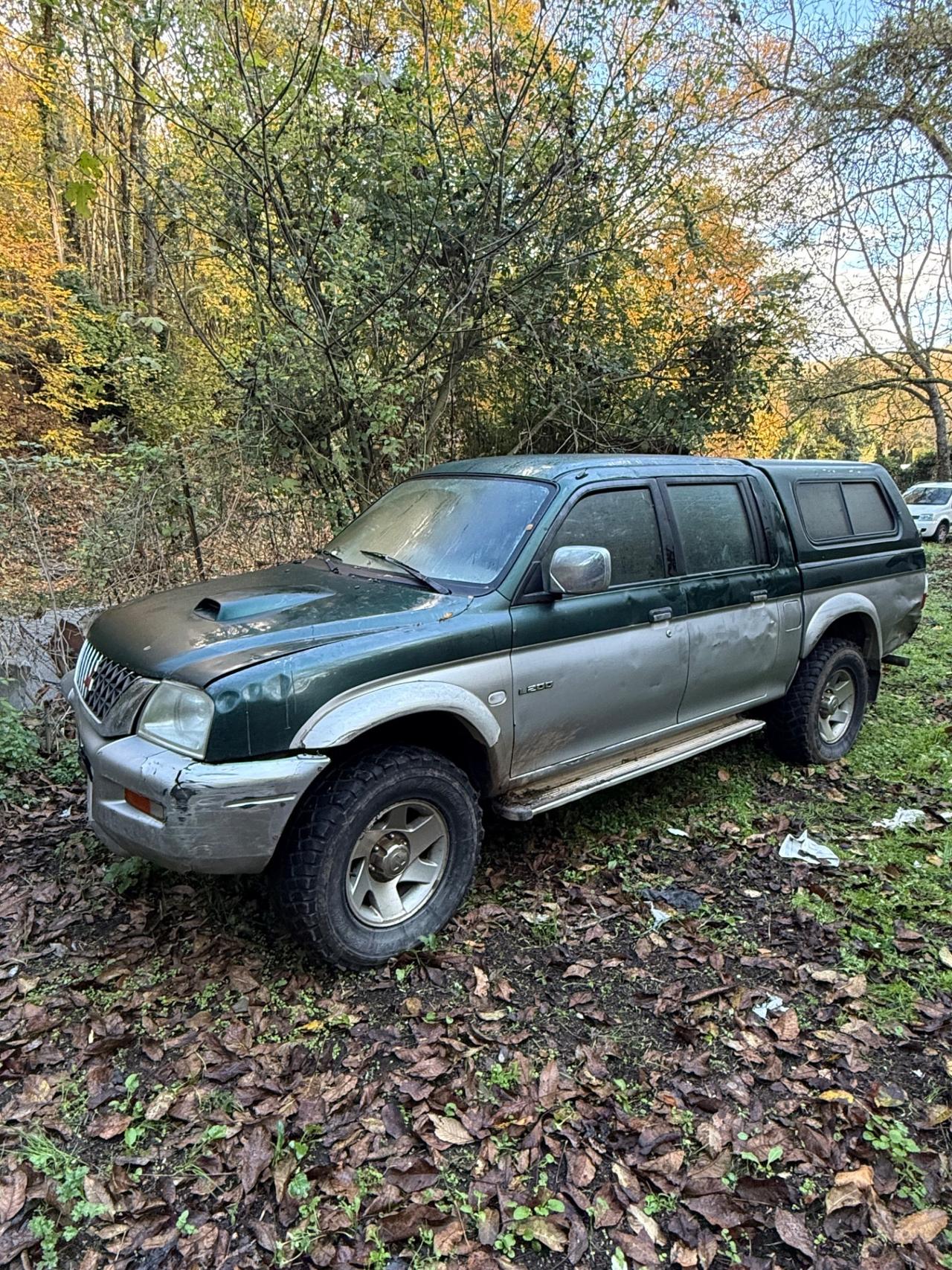 Mitsubishi L200 2.5 TDI 4WD Club Cab Pup. GLS Targ.