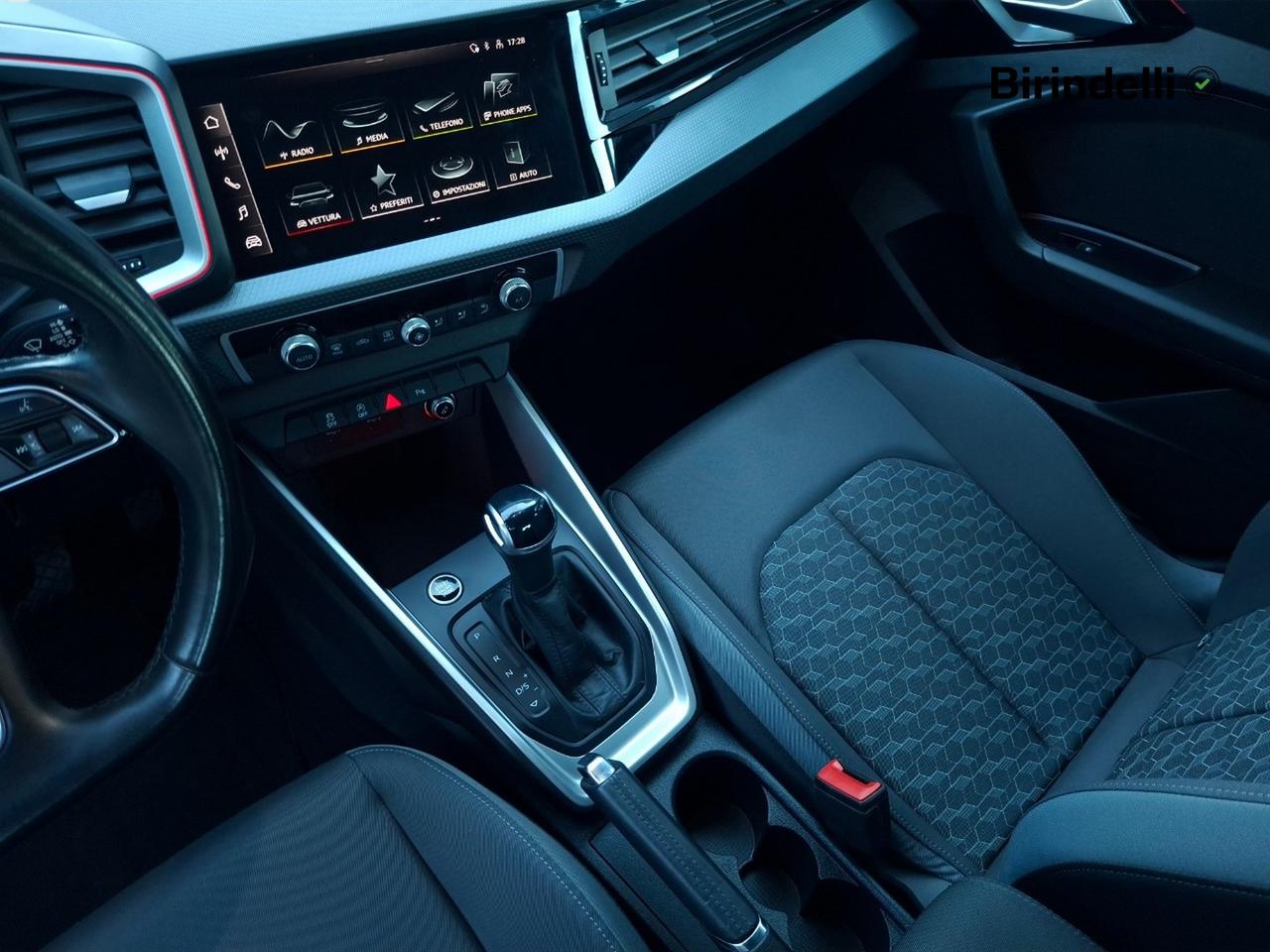 AUDI A1 2ª serie - A1 SPB 30 TFSI S tronic S line edition