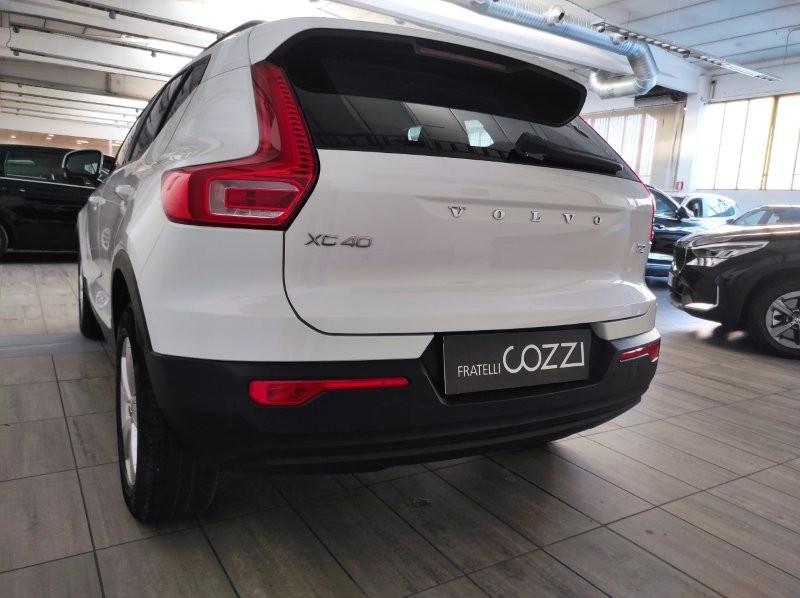 VOLVO XC40 (2017-->) - XC40 T2 Core