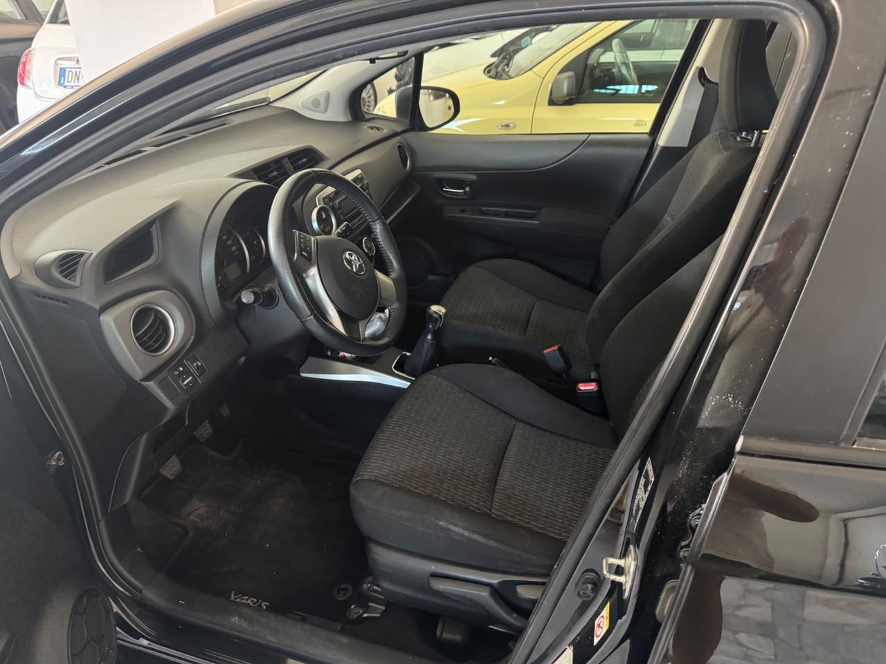 Toyota Yaris 1.0 5 porte Lounge