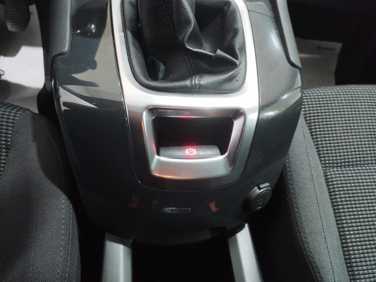 Peugeot 5008 Active 1.6 HDI 115cv 7 Posti