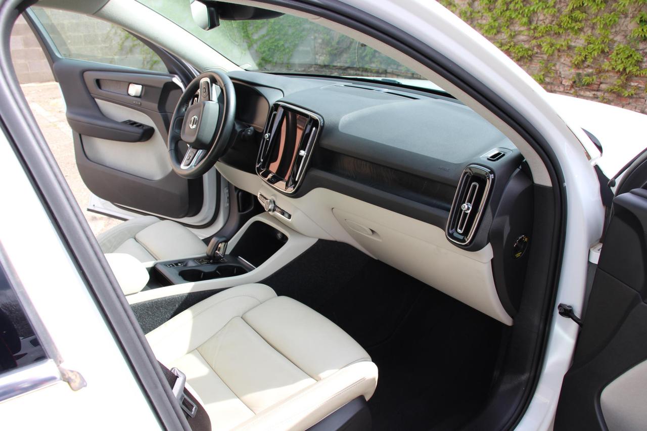 VOLVO XC40 N1 1.5 T4 plug-in hybrid Inscription Expression my21