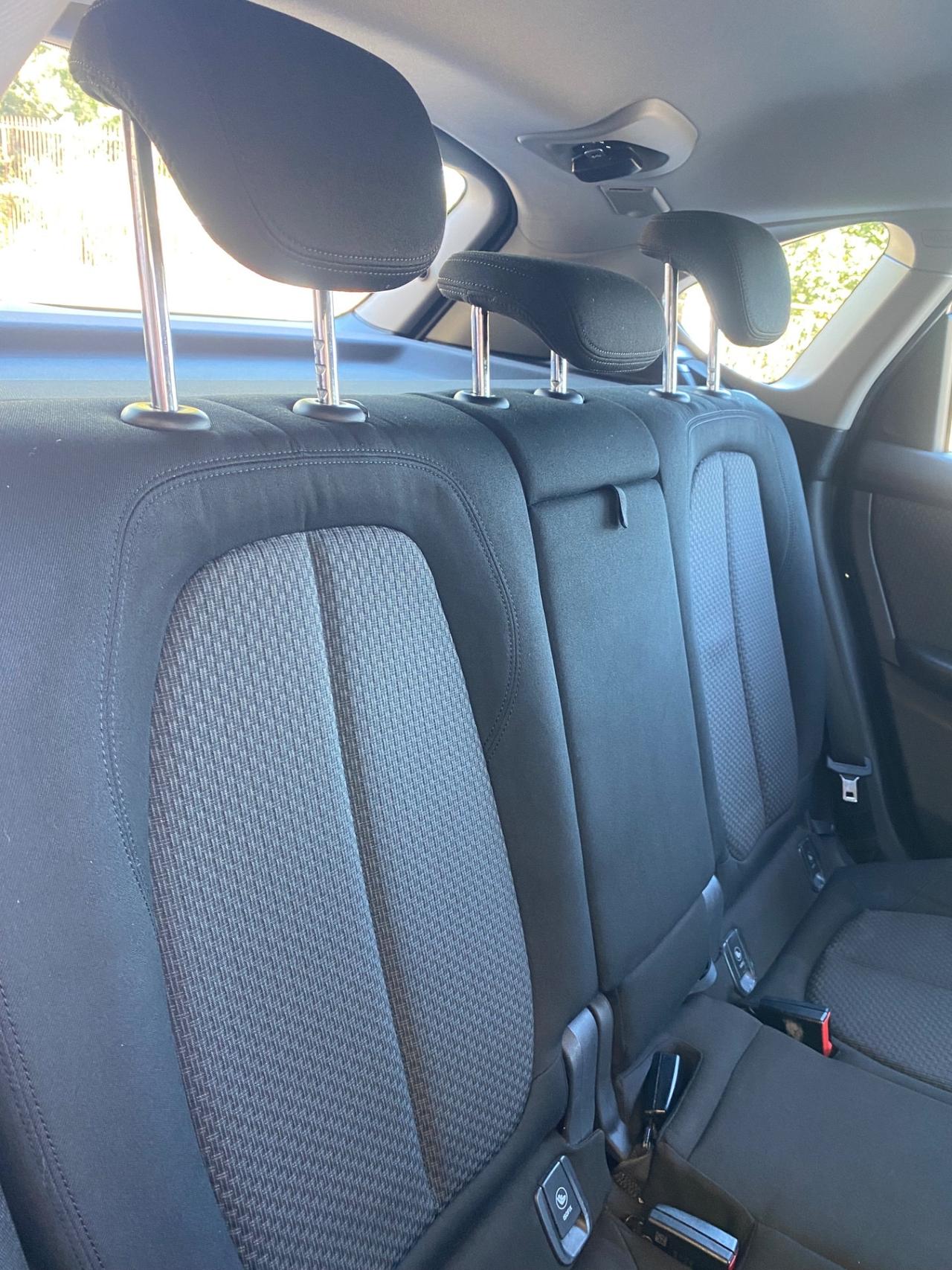 Bmw 216d Anno 2017 Full Navi Led Xeno