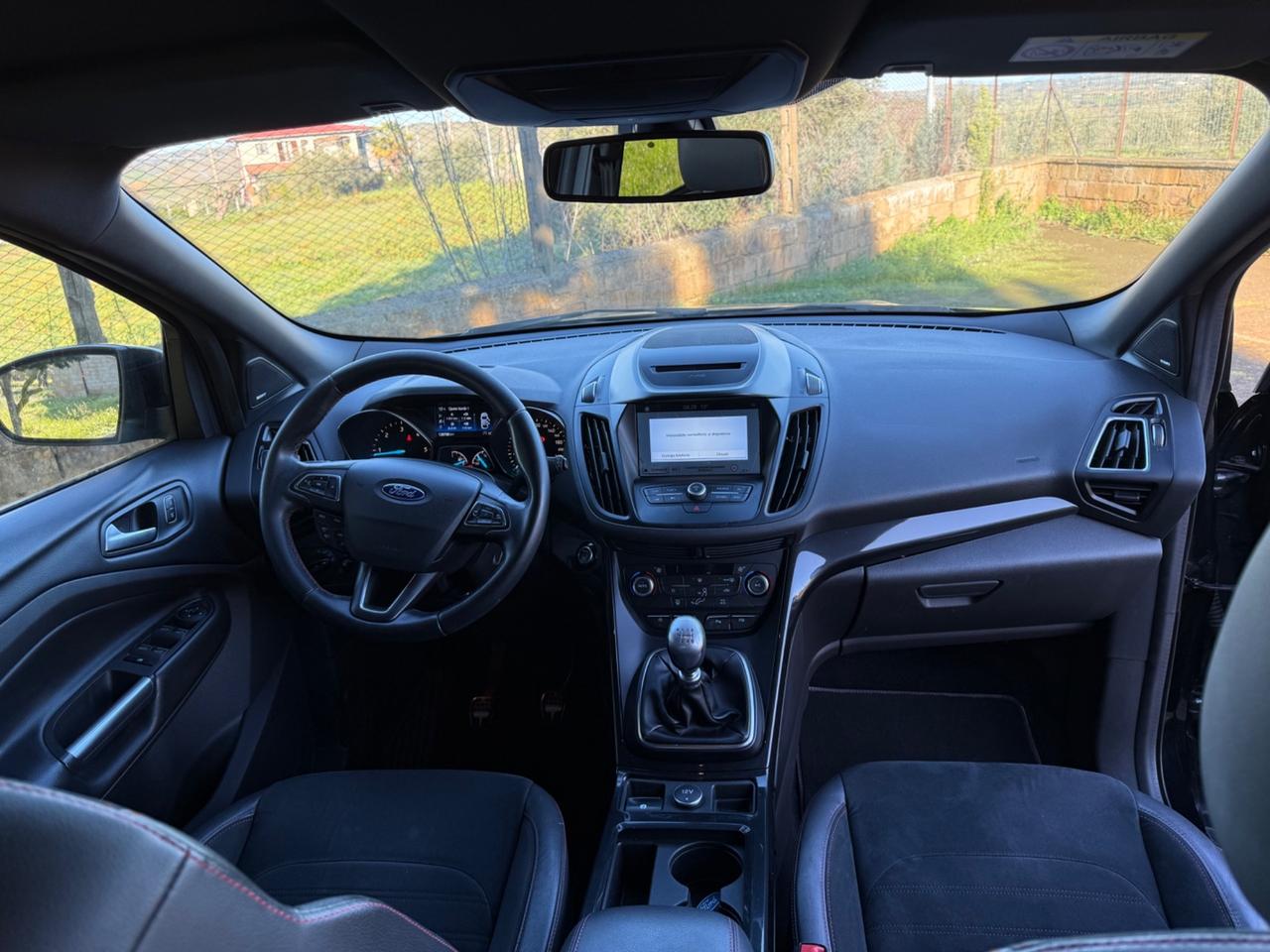 Ford Kuga 1.5 TDCI 120 CV S&S 2WD ST-Line