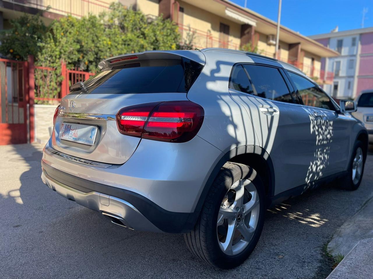 Mercedes-benz GLA 200 d Automatic Premium