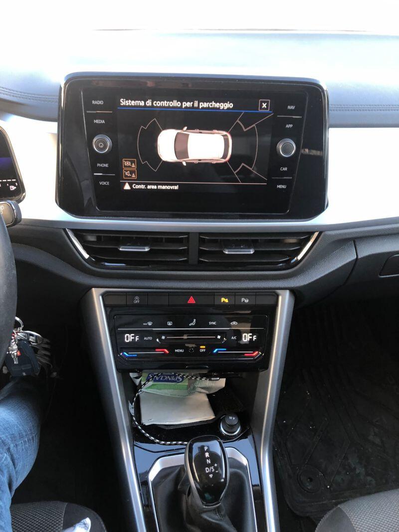 Volkswagen T-Roc 1.5TSI ACT DSG R-Line 2023