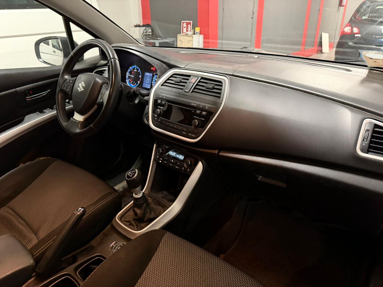 Suzuki S-Cross 1.6 DDiS 4WD