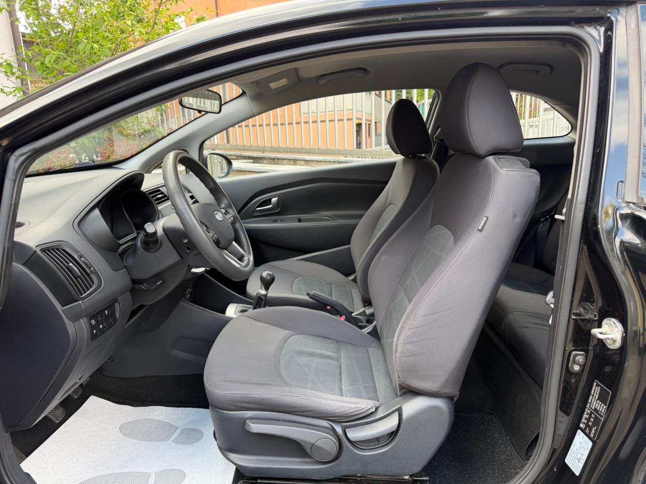 Kia Rio 1.2 CVVT 3p.
