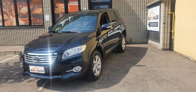 TOYOTA RAV 4 2.2 D-4D 150 CV DPF Exclusive