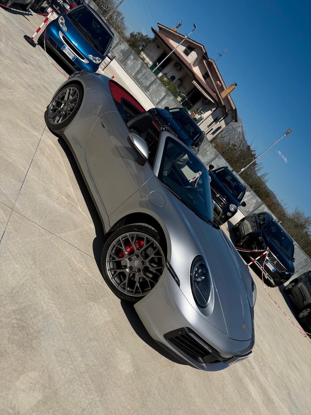 Porsche 911 Carrera 4S