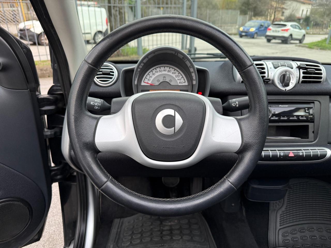 Smart ForTwo 1.0 MHD 70 CV Cabrio Passion
