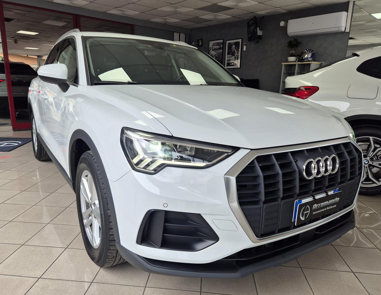 Audi Q3 35 TDI S tronic Business