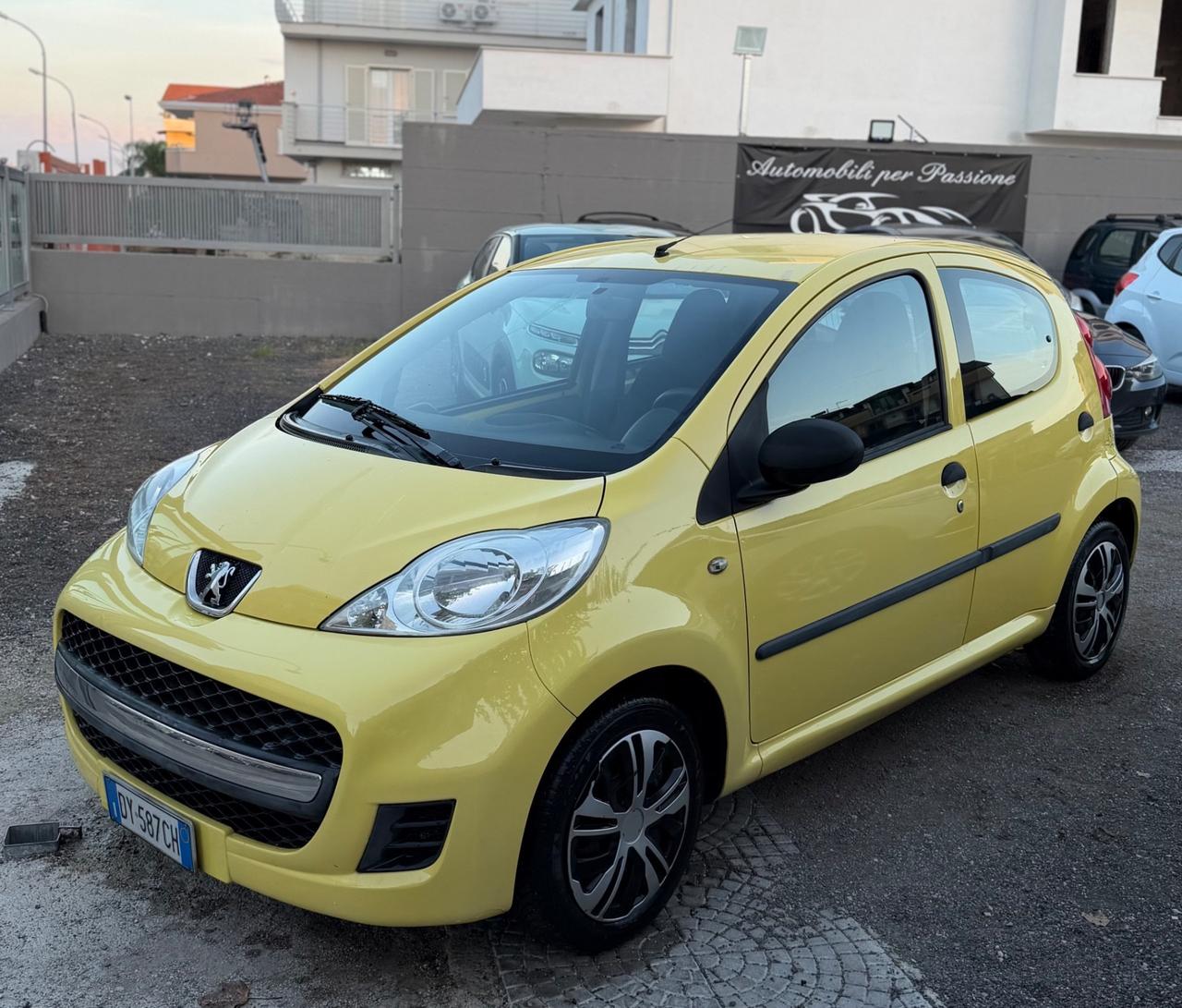 Peugeot 107 1.0 68CV 5p. Sweet Years
