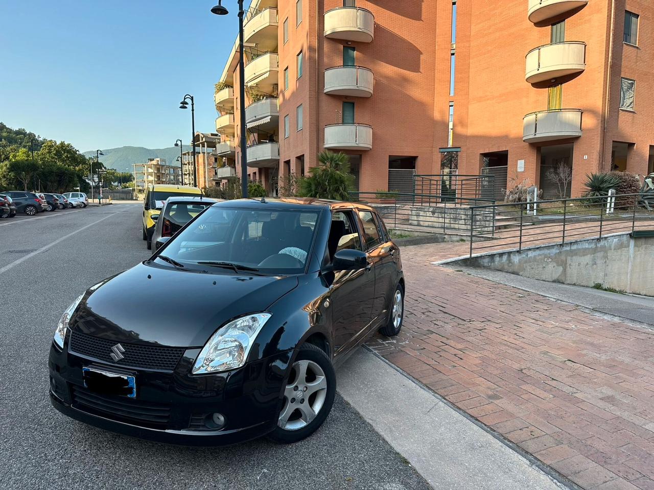 Suzuki Swift 1.3 DDiS 5p. 12 MESI DI GARANZIA